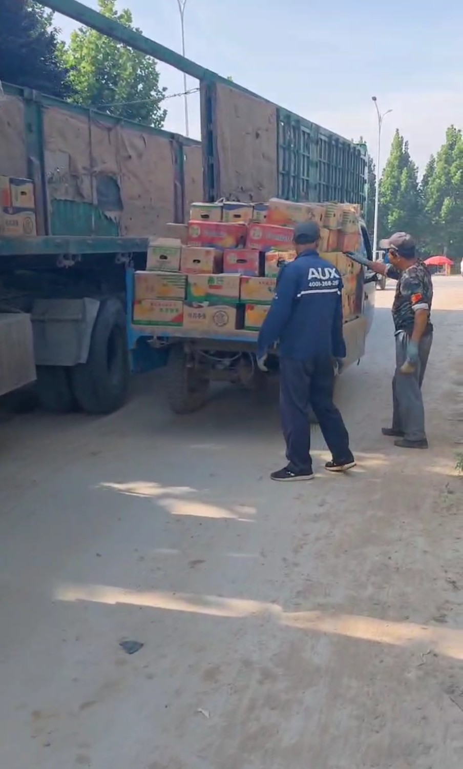 發(fā)貨現(xiàn)場(chǎng)